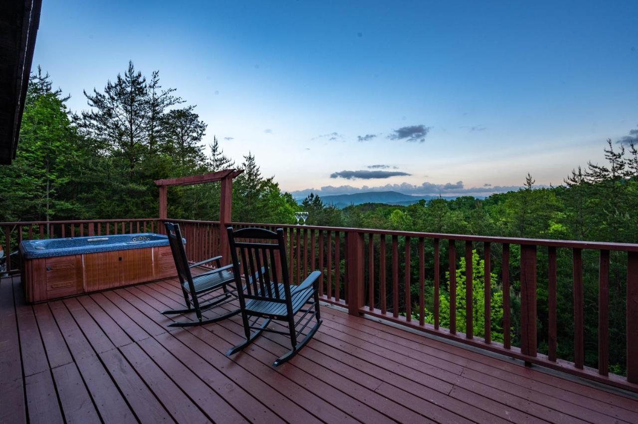 Private Mountain Cabin, Hot Tub Escape In The Smokies, With The View Sevierville Exterior photo