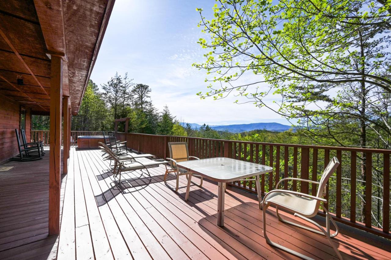 Private Mountain Cabin, Hot Tub Escape In The Smokies, With The View Sevierville Exterior photo