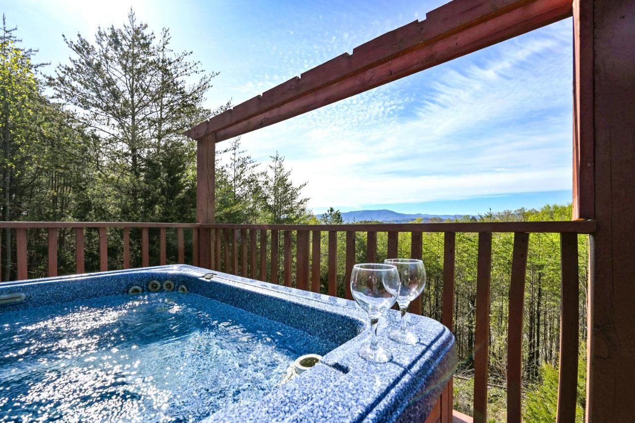 Private Mountain Cabin, Hot Tub Escape In The Smokies, With The View Sevierville Exterior photo