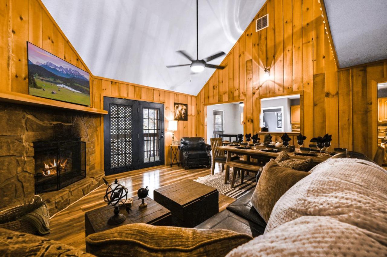 Private Mountain Cabin, Hot Tub Escape In The Smokies, With The View Sevierville Exterior photo
